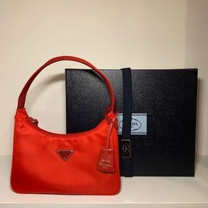 PRADA NYLON RE-EDITION 2000 MINI BAG RED